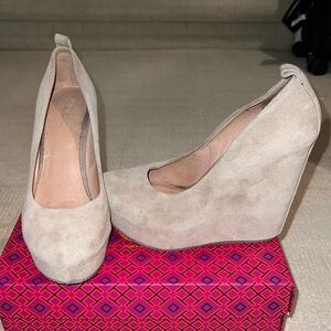 ALDO Light Brown Suede Heels
